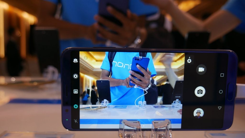 Honor v10, Grand Launching Honor Smartphone