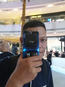 Me with OPPO Find X